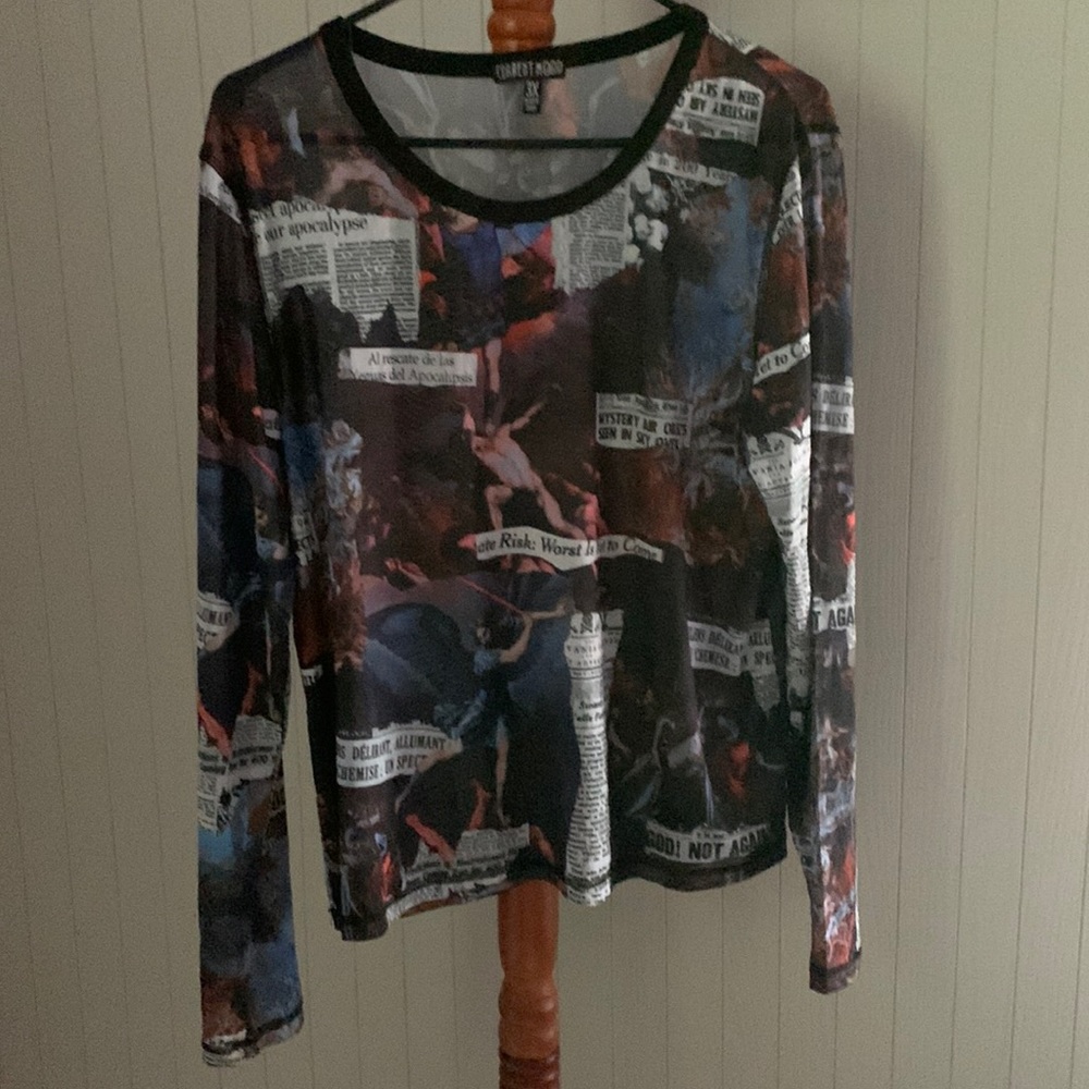 Current Mood Newspaper & Painting Graphic mesh top 3x